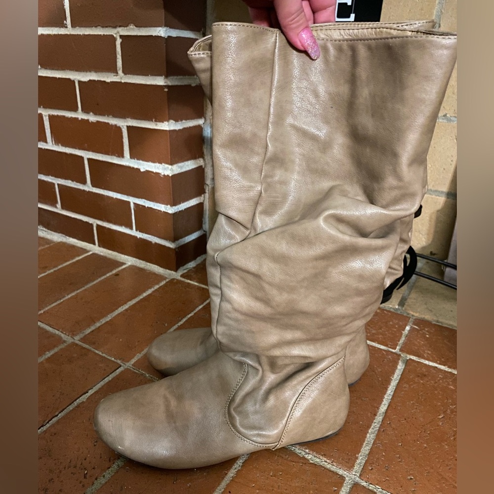 Hot Cakes  boots